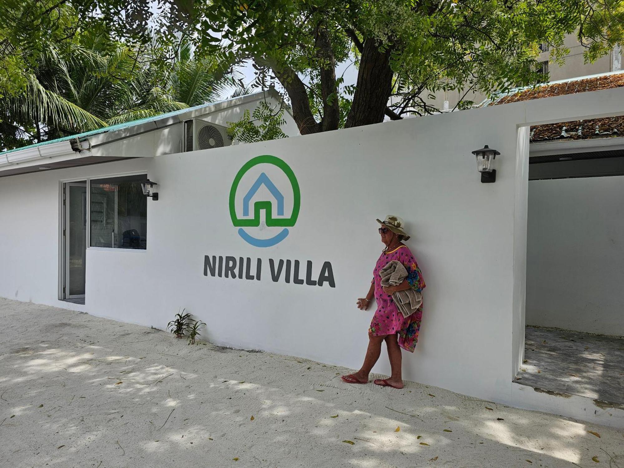 Nirili Villa Dhiffushi Exterior photo