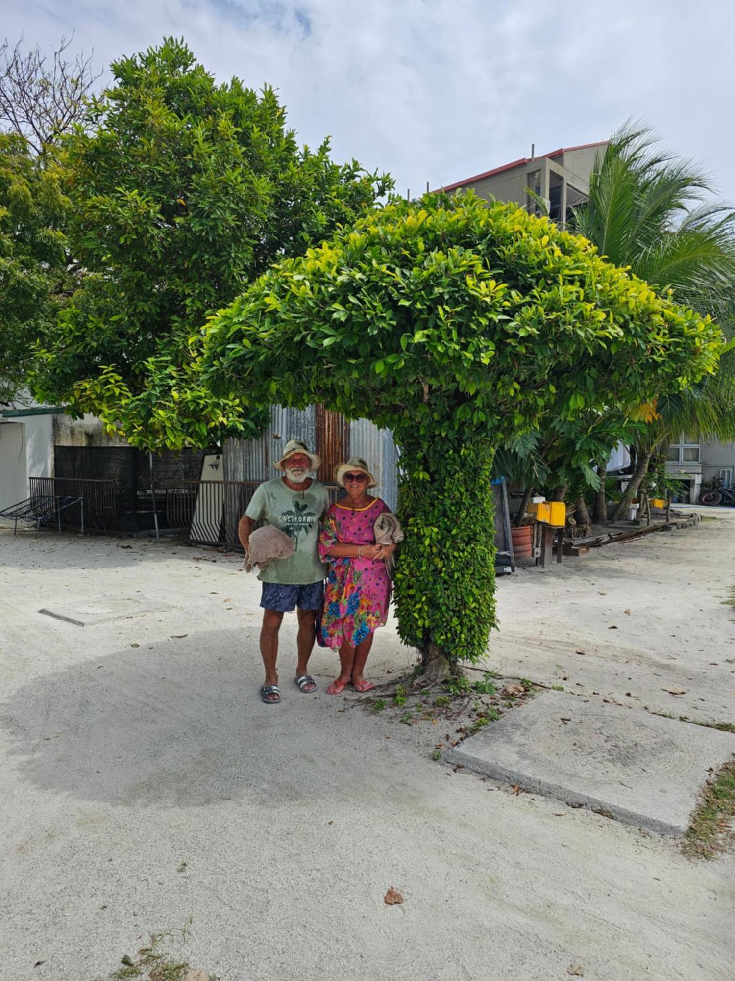 Nirili Villa Dhiffushi Exterior photo